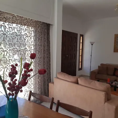 Ideal Family House Vakantiehuis Limasol